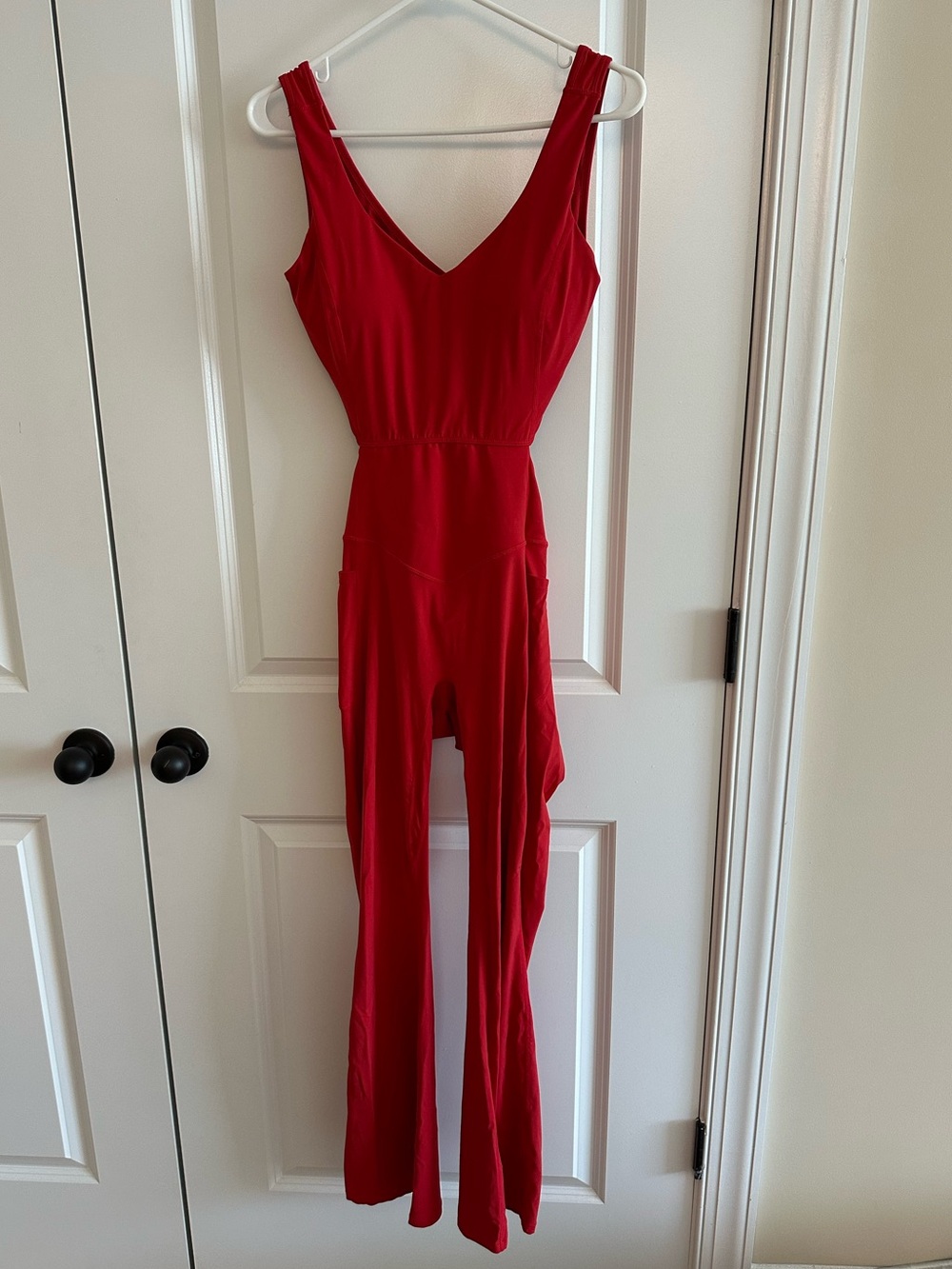 Halara UltraSculpt Crisscross Backless Butt Lifting Scrunch Jumpsuit Red Medium - Picture 3 of 6